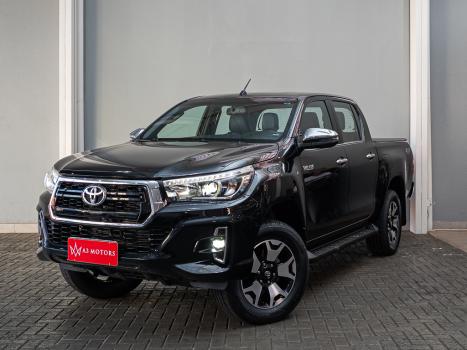 TOYOTA Hilux Caminhonete 2.8 16V SRX 50 ANOS 4X4 TURBO DIESEL CABINE DUPLA AUTOM�TICO, Foto 3