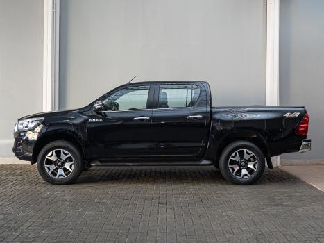 TOYOTA Hilux Caminhonete 2.8 16V SRX 50 ANOS 4X4 TURBO DIESEL CABINE DUPLA AUTOM�TICO, Foto 4