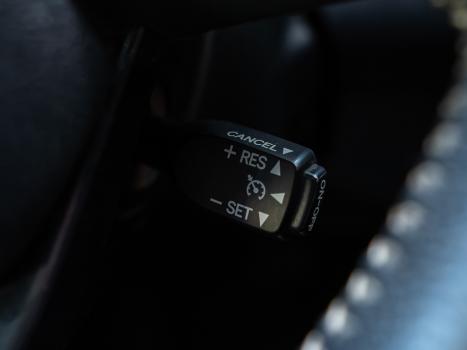 TOYOTA Hilux Caminhonete 2.8 16V SRX 50 ANOS 4X4 TURBO DIESEL CABINE DUPLA AUTOM�TICO, Foto 17