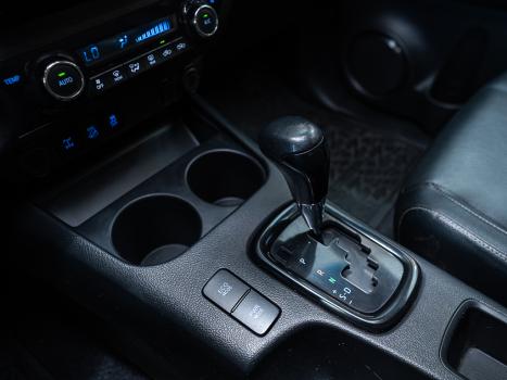 TOYOTA Hilux Caminhonete 2.8 16V SRX 50 ANOS 4X4 TURBO DIESEL CABINE DUPLA AUTOM�TICO, Foto 22