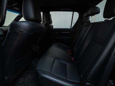 TOYOTA Hilux Caminhonete 2.8 16V SRX 50 ANOS 4X4 TURBO DIESEL CABINE DUPLA AUTOM�TICO, Foto 27