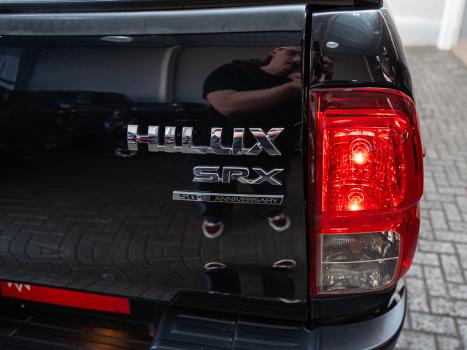 TOYOTA Hilux Caminhonete 2.8 16V SRX 50 ANOS 4X4 TURBO DIESEL CABINE DUPLA AUTOM�TICO, Foto 33