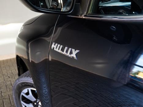 TOYOTA Hilux Caminhonete 2.8 16V SRX 50 ANOS 4X4 TURBO DIESEL CABINE DUPLA AUTOM�TICO, Foto 35