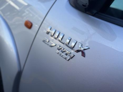 TOYOTA Hilux Caminhonete 2.7 16V 4P SR FLEX CABINE DUPLA AUTOMTICO, Foto 15