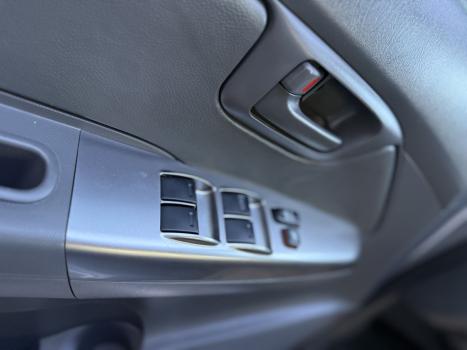 TOYOTA Hilux Caminhonete 2.7 16V 4P SR FLEX CABINE DUPLA AUTOMTICO, Foto 17