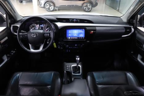 TOYOTA Hilux Caminhonete 2.8 16V 4P SR 4X4 DIESEL CABINE DUPLA AUTOM�TICO, Foto 6