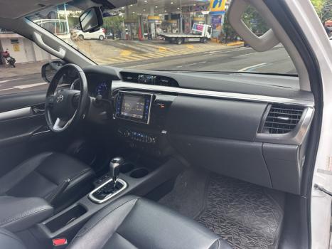 TOYOTA Hilux Caminhonete 2.7 16V 4P SRV FLEX 4X4  CABINE DUPLA AUTOMTICO, Foto 9