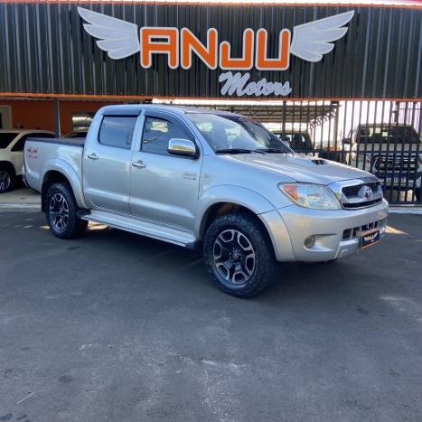 TOYOTA Hilux Caminhonete 3.0 4P 4X4 SRV TURBO DIESEL CABINE DUPLA AUTOMTICO, Foto 1
