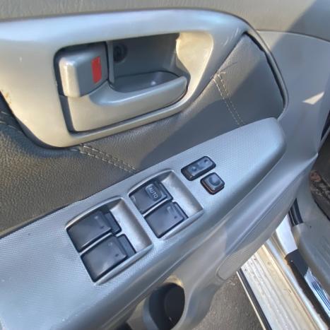 TOYOTA Hilux Caminhonete 3.0 4P 4X4 SRV TURBO DIESEL CABINE DUPLA AUTOMTICO, Foto 10