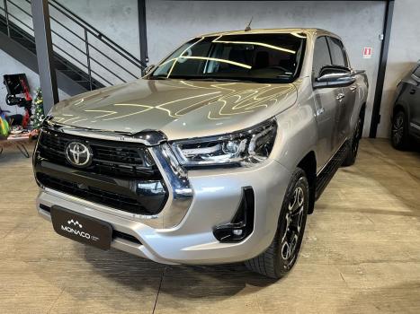 TOYOTA Hilux Caminhonete 2.8 16V SRX 4X4 TURBO DIESEL CABINE DUPLA AUTOM�TICO, Foto 2