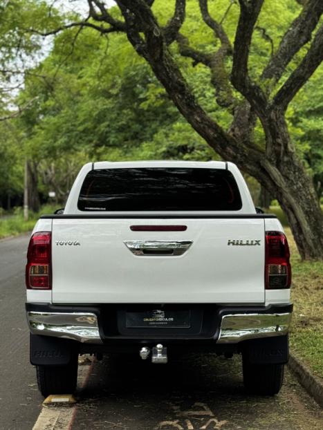 TOYOTA Hilux Caminhonete 2.8 16V 4P SR 4X4 DIESEL CABINE DUPLA AUTOM�TICO, Foto 7