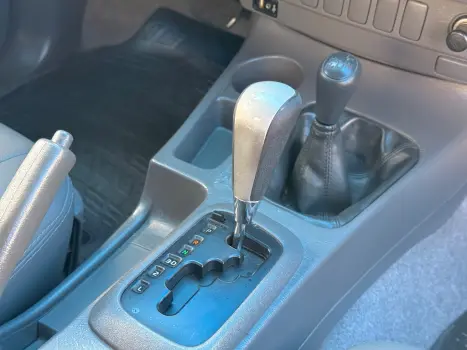 TOYOTA Hilux Caminhonete 2.7 16V 4P SRV FLEX 4X4  CABINE DUPLA AUTOM�TICO, Foto 3