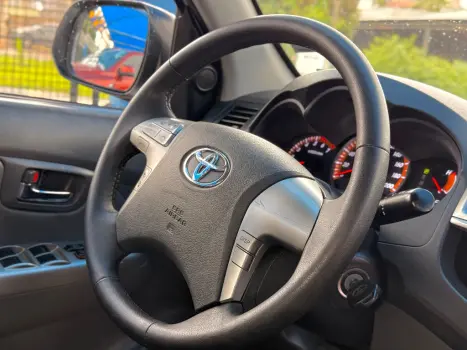 TOYOTA Hilux Caminhonete 2.7 16V 4P SRV FLEX 4X4  CABINE DUPLA AUTOM�TICO, Foto 7