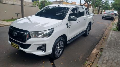 TOYOTA Hilux Caminhonete 2.7 16V 4P SRV FLEX 4X4  CABINE DUPLA AUTOM�TICO, Foto 2