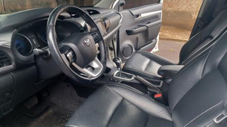 TOYOTA Hilux Caminhonete 2.7 16V 4P SRV FLEX 4X4  CABINE DUPLA AUTOM�TICO, Foto 10