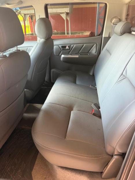 TOYOTA Hilux Caminhonete 3.0 16V 4P 4X4 SRV TURBO DIESEL, Foto 4