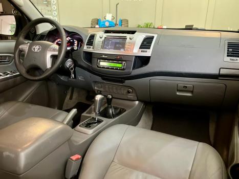 TOYOTA Hilux Caminhonete 3.0 16V 4P 4X4 SRV TURBO DIESEL CABINE DUPLA AUTOM�TICO, Foto 13