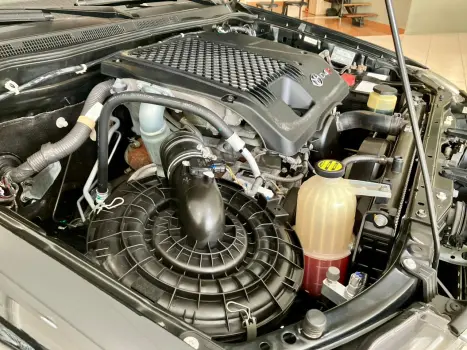 TOYOTA Hilux Caminhonete 3.0 16V 4P 4X4 SRV TURBO DIESEL CABINE DUPLA AUTOM�TICO, Foto 42