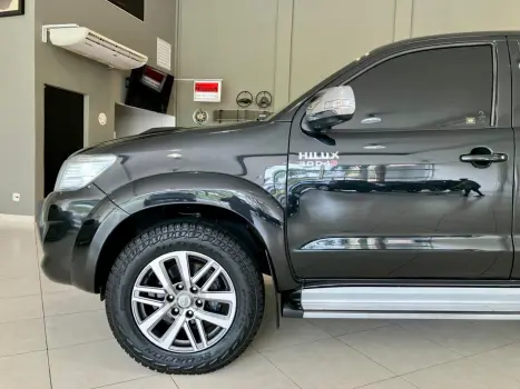 TOYOTA Hilux Caminhonete 3.0 16V 4P 4X4 SRV TURBO DIESEL CABINE DUPLA AUTOM�TICO, Foto 49