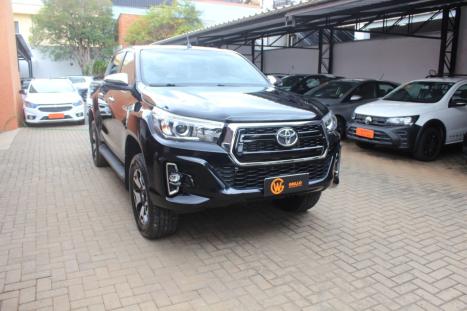 TOYOTA Hilux Caminhonete 2.8 16V SRX 50 ANOS 4X4 TURBO DIESEL CABINE DUPLA AUTOM�TICO, Foto 2