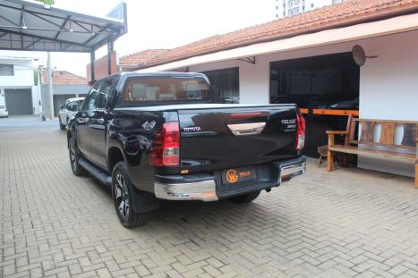 TOYOTA Hilux Caminhonete 2.8 16V SRX 50 ANOS 4X4 TURBO DIESEL CABINE DUPLA AUTOM�TICO, Foto 5