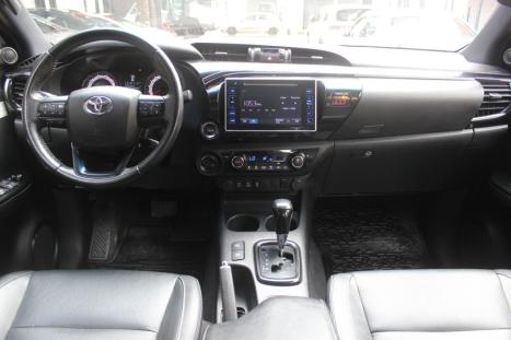 TOYOTA Hilux Caminhonete 2.8 16V SRX 50 ANOS 4X4 TURBO DIESEL CABINE DUPLA AUTOM�TICO, Foto 12