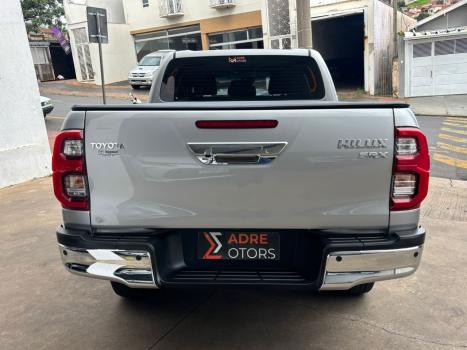 TOYOTA Hilux Caminhonete 2.8 16V SRX 4X4 TURBO DIESEL CABINE DUPLA AUTOM�TICO, Foto 11