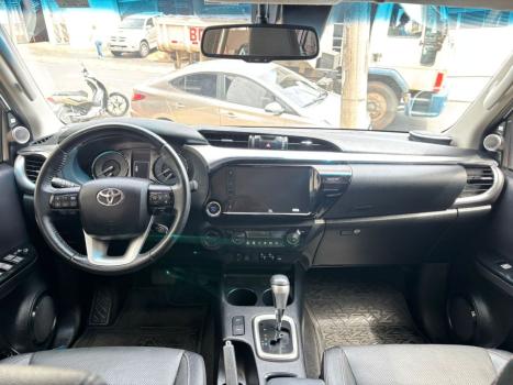 TOYOTA Hilux Caminhonete 2.8 16V SRX 4X4 TURBO DIESEL CABINE DUPLA AUTOM�TICO, Foto 20