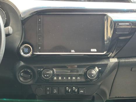 TOYOTA Hilux Caminhonete 2.8 16V SRX 4X4 TURBO DIESEL CABINE DUPLA AUTOM�TICO, Foto 21