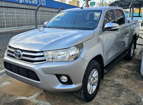 TOYOTA Hilux Caminhonete 2.7 16V 4P SRV FLEX 4X4  CABINE DUPLA AUTOM�TICO, Foto 1