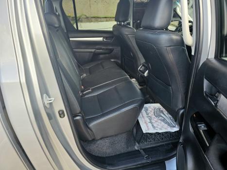 TOYOTA Hilux Caminhonete 2.7 16V 4P SRV FLEX 4X4  CABINE DUPLA AUTOM�TICO, Foto 7