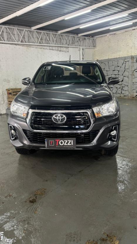 TOYOTA Hilux Caminhonete 2.7 16V 4P SRV FLEX CABINE DUPLA AUTOM�TICO, Foto 2
