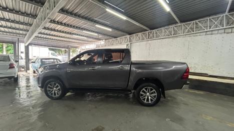 TOYOTA Hilux Caminhonete 2.7 16V 4P SRV FLEX CABINE DUPLA AUTOM�TICO, Foto 4