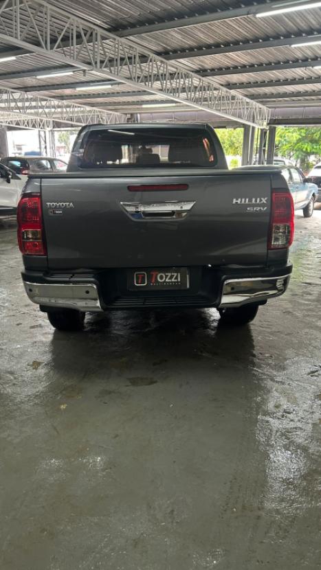 TOYOTA Hilux Caminhonete 2.7 16V 4P SRV FLEX CABINE DUPLA AUTOM�TICO, Foto 5