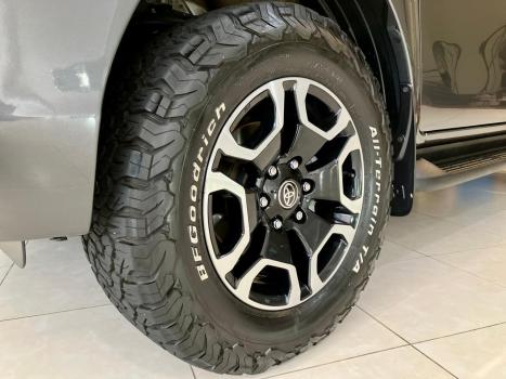 TOYOTA Hilux Caminhonete 2.7 16V 4P SRV FLEX 4X4  CABINE DUPLA AUTOM�TICO, Foto 14