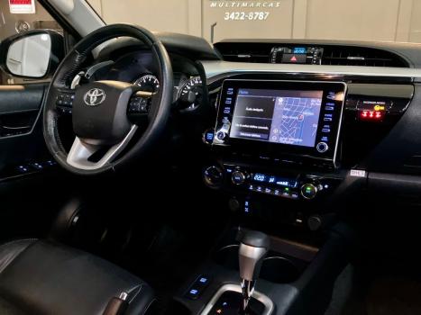 TOYOTA Hilux Caminhonete 2.7 16V 4P SRV FLEX 4X4  CABINE DUPLA AUTOM�TICO, Foto 28