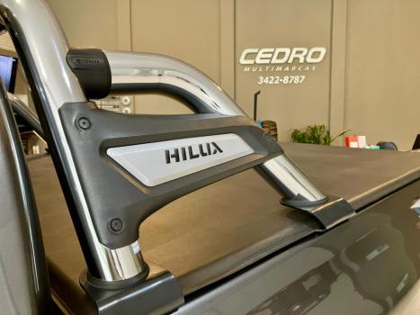 TOYOTA Hilux Caminhonete 2.7 16V 4P SRV FLEX 4X4  CABINE DUPLA AUTOM�TICO, Foto 34