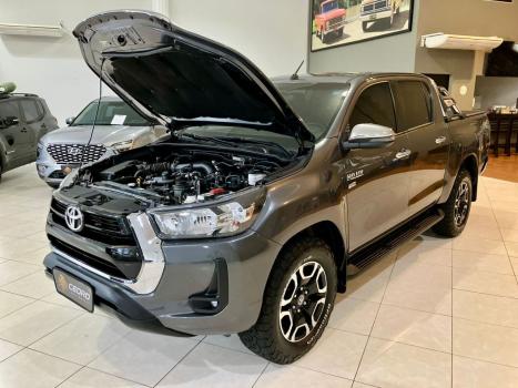 TOYOTA Hilux Caminhonete 2.7 16V 4P SRV FLEX 4X4  CABINE DUPLA AUTOM�TICO, Foto 36