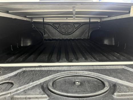 TOYOTA Hilux Caminhonete 3.0 4P 4X4 SRV TURBO DIESEL CABINE DUPLA, Foto 8