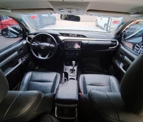 TOYOTA Hilux Caminhonete 2.8 16V SRV 4X4 DIESEL CABINE DUPLA AUTOM�TICO, Foto 7