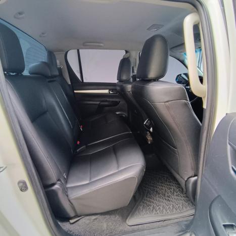 TOYOTA Hilux Caminhonete 2.8 16V SRV 4X4 DIESEL CABINE DUPLA AUTOM�TICO, Foto 9