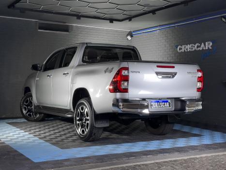 TOYOTA Hilux Caminhonete 2.8 16V SRX 4X4 DIESEL CABINE DUPLA AUTOM�TICO, Foto 4