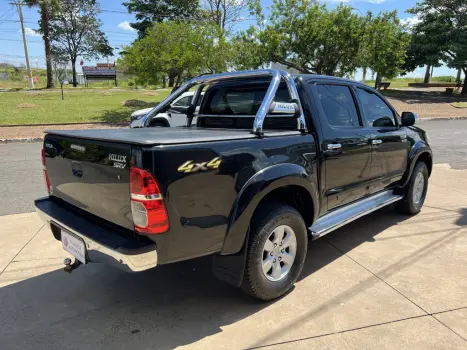 TOYOTA Hilux Caminhonete 2.7 16V 4P SRV FLEX 4X4  CABINE DUPLA AUTOM�TICO, Foto 4