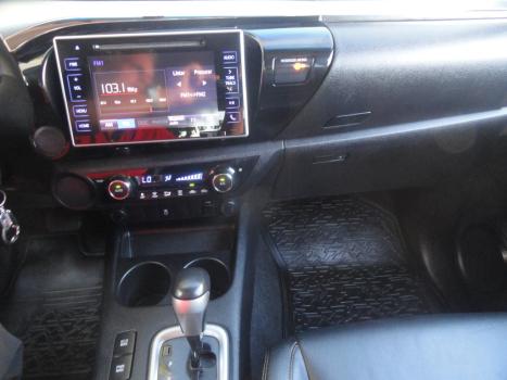 TOYOTA Hilux Caminhonete 2.7 16V 4P SRV FLEX CABINE DUPLA AUTOM�TICO, Foto 14