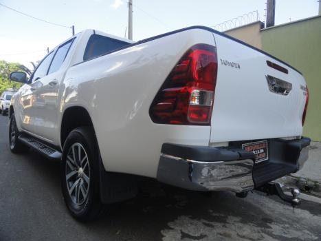 TOYOTA Hilux Caminhonete 2.7 16V 4P SRV FLEX CABINE DUPLA AUTOM�TICO, Foto 3