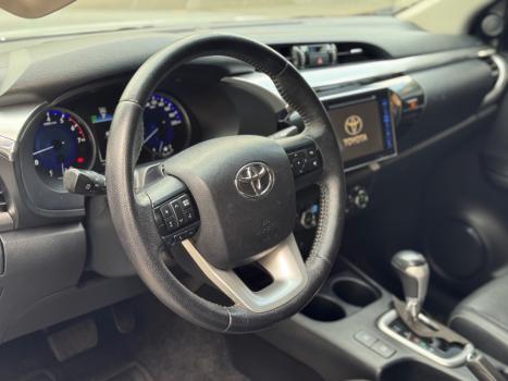 TOYOTA Hilux Caminhonete 2.7 16V 4P SRV FLEX CABINE DUPLA AUTOM�TICO, Foto 5