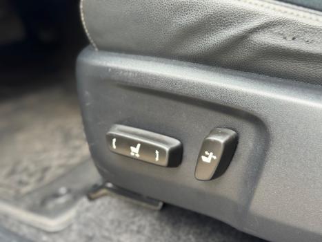 TOYOTA Hilux Caminhonete 2.7 16V 4P SRV FLEX CABINE DUPLA AUTOM�TICO, Foto 6