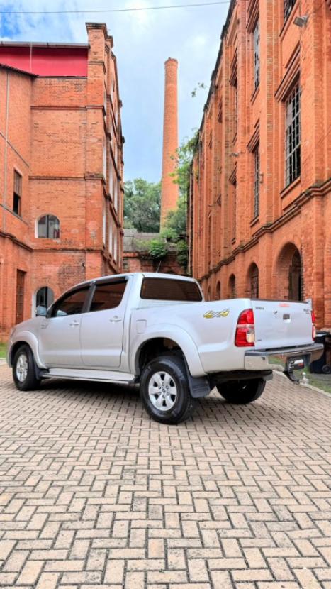 TOYOTA Hilux Caminhonete 2.7 16V 4P SRV FLEX 4X4  CABINE DUPLA AUTOM�TICO, Foto 4