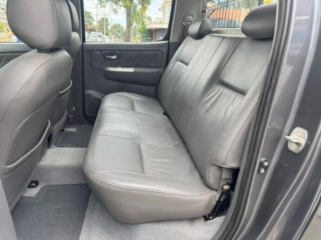 TOYOTA Hilux Caminhonete 3.0 4P 4X4 SRV TURBO DIESEL TOP CABINE DUPLA AUTOM�TICO, Foto 9
