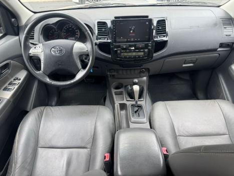 TOYOTA Hilux Caminhonete 3.0 4P 4X4 SRV TURBO DIESEL TOP CABINE DUPLA AUTOM�TICO, Foto 10